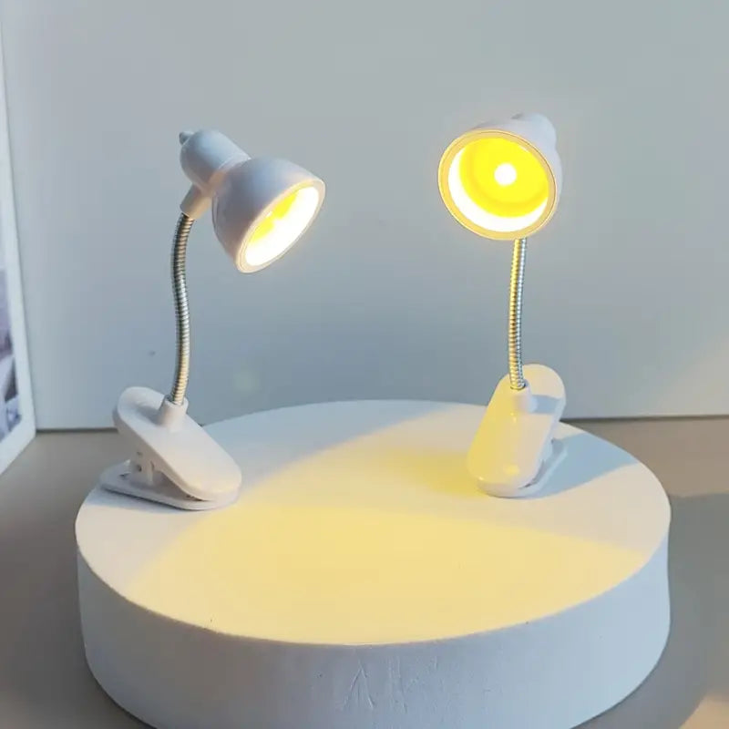 Petty Pet eye protection lamp - Mini Book Lamp: Eye Protection, Warm Light Clip Lamp